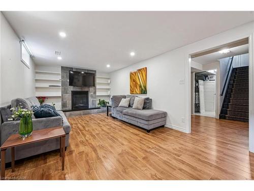 5 Picadilly Place, Guelph, ON - Indoor Photo Showing Living Room With Fireplace