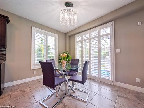 76 Blossomfield Crescent, Cambridge, ON - Indoor Photo Showing Dining Room