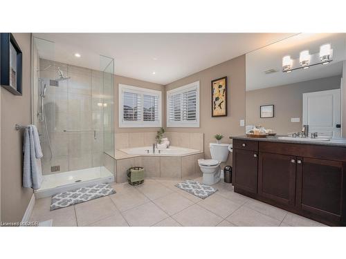 76 Blossomfield Crescent, Cambridge, ON - Indoor Photo Showing Bathroom