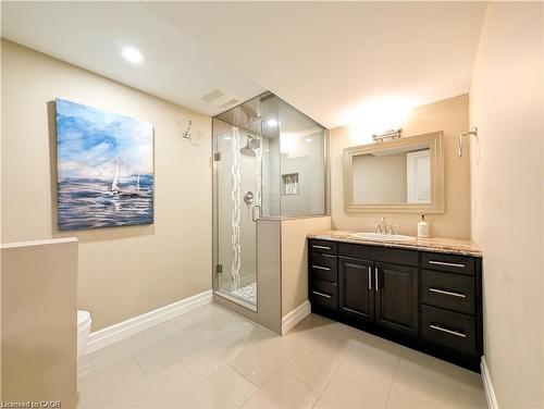 76 Blossomfield Crescent, Cambridge, ON - Indoor Photo Showing Bathroom