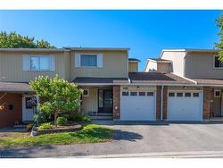 101-5061 Pinedale Avenue  Burlington, ON L7L 5J6