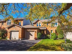 487 Taylor Crescent  Burlington, ON L7L 6G2