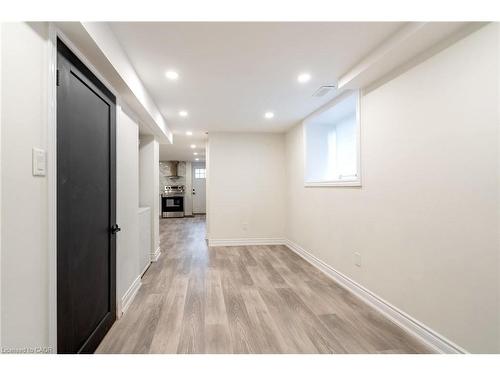 360 Cannon Street E, Hamilton, ON - Indoor Photo Showing Other Room