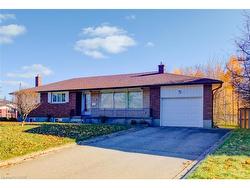 12 Kara Lee Court  Guelph, ON N1E 4P2