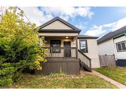 222 Kensington Avenue N Hamilton, ON L8L 7N7