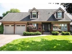 4194 Corrine Court  Burlington, ON L7L 1J1