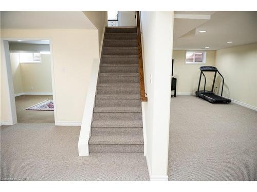 4194 Corrine Court, Burlington, ON - Indoor