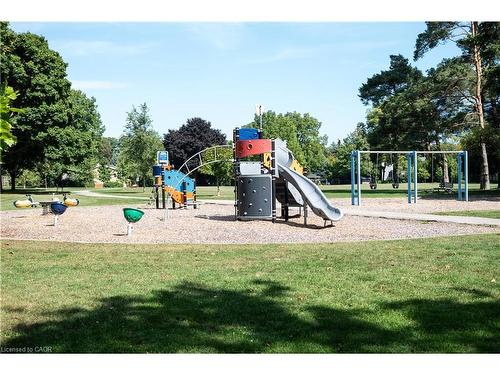 4194 Corrine Court, Burlington, ON - Outdoor