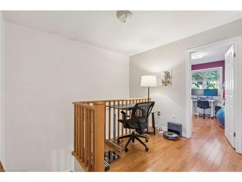 27 Pettit Street, Stoney Creek, ON - Indoor