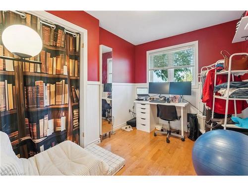 27 Pettit Street, Stoney Creek, ON - Indoor Photo Showing Office