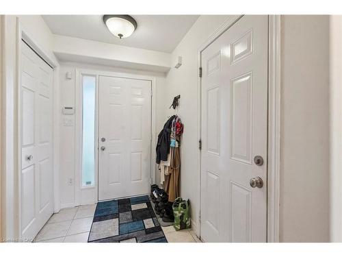 27 Pettit Street, Stoney Creek, ON - Indoor Photo Showing Other Room
