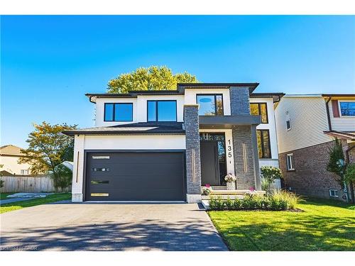 135 Eleanor Avenue, Hamilton, ON - Outdoor With Facade