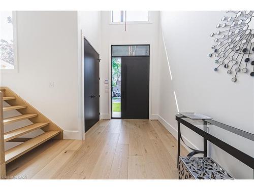 135 Eleanor Avenue, Hamilton, ON - Indoor Photo Showing Other Room