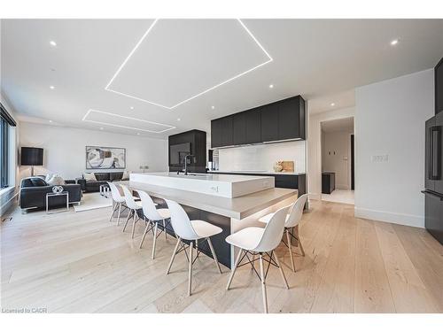 135 Eleanor Avenue, Hamilton, ON - Indoor Photo Showing Dining Room