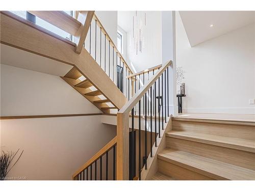 135 Eleanor Avenue, Hamilton, ON - Indoor Photo Showing Other Room