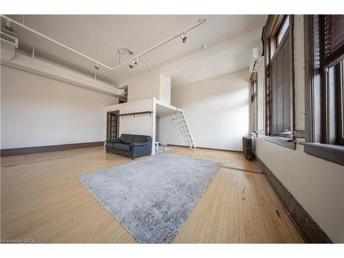 231 Bay Street N, Hamilton, ON 