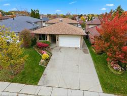 68 Firenze Street  Hamilton, ON L9C 6V7