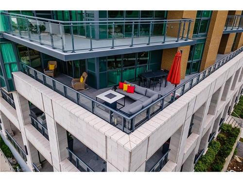 308-2060 Lakeshore Road, Burlington, ON - Outdoor With Exterior