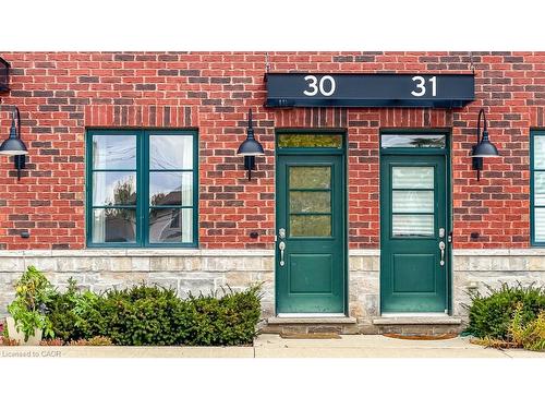 30-290 Barton Street W, Hamilton, ON - Outdoor