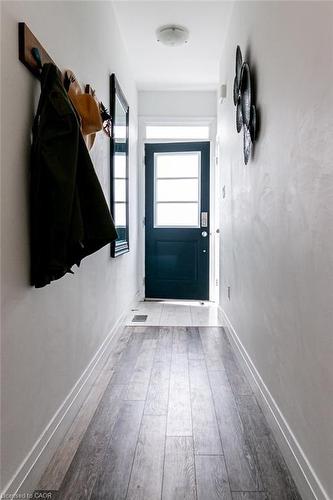 30-290 Barton Street W, Hamilton, ON - Indoor Photo Showing Other Room