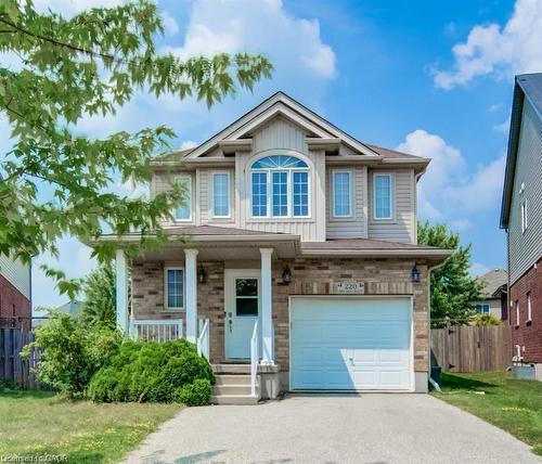 220 Lemon Grass Crescent, Kitchener, ON - Outdoor