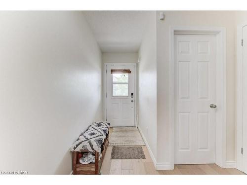 220 Lemon Grass Crescent, Kitchener, ON - Indoor Photo Showing Other Room