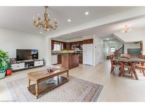 220 Lemon Grass Crescent, Kitchener, ON - Indoor