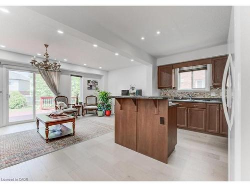 220 Lemon Grass Crescent, Kitchener, ON - Indoor