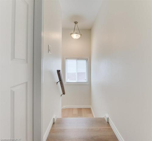 220 Lemon Grass Crescent, Kitchener, ON - Indoor Photo Showing Other Room