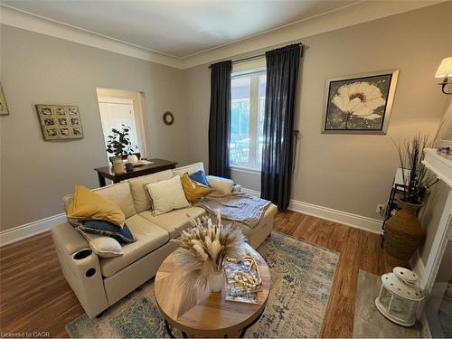 691 Wilson Street, Hamilton, ON - Indoor