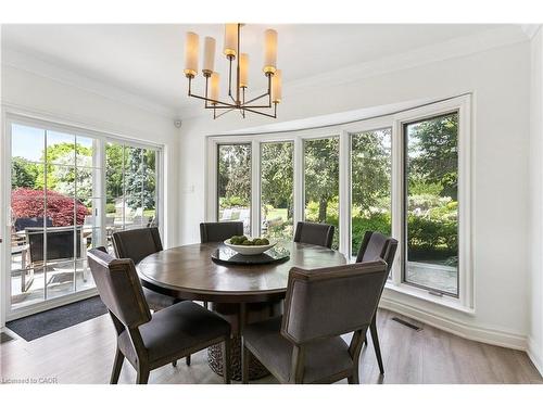 19 Lorraine Gardens, Toronto, ON - Indoor Photo Showing Dining Room