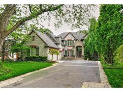 290 Shoreacres Road  Burlington, ON L7L 2H4