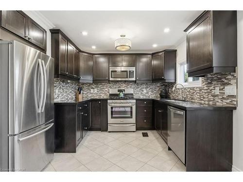 564 Walmer Road, Hamilton, ON - Indoor Photo Showing Kitchen With Upgraded Kitchen