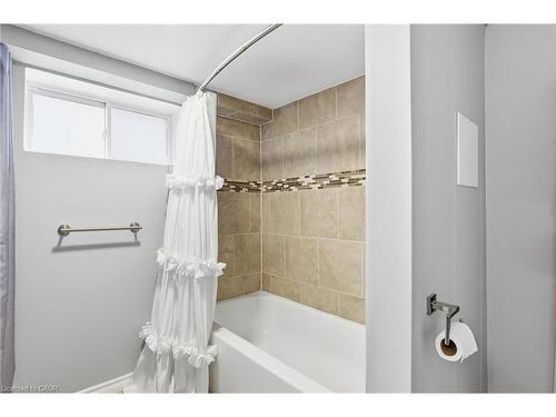 564 Walmer Road, Hamilton, ON - Indoor Photo Showing Bathroom