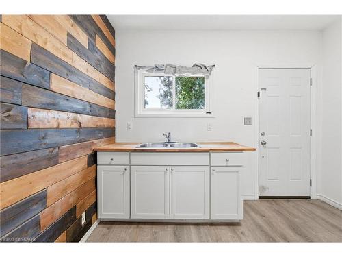 53 1/2-55 Duke Street, Brantford, ON - Indoor