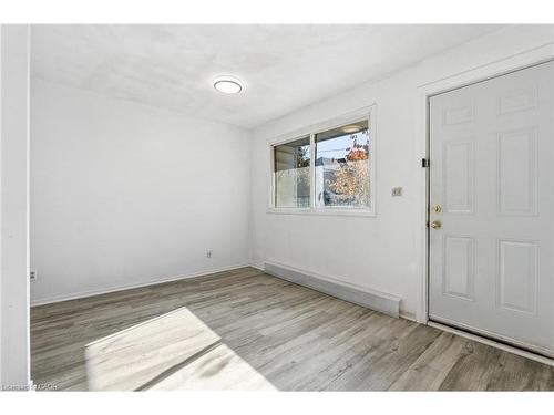 53 1/2-55 Duke Street, Brantford, ON - Indoor Photo Showing Other Room