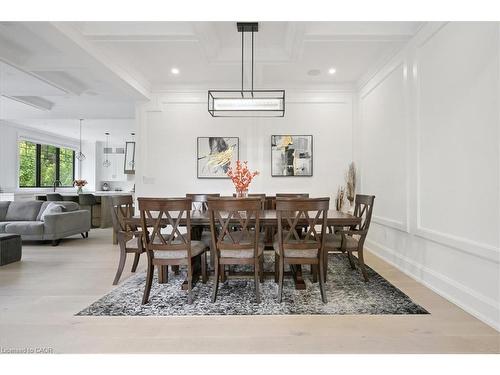 1225 Baldwin Drive, Oakville, ON - Indoor Photo Showing Dining Room