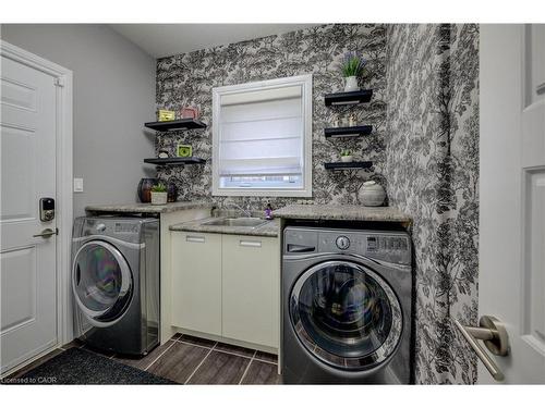 289 Wesley Boulevard, Cambridge, ON - Indoor Photo Showing Laundry Room