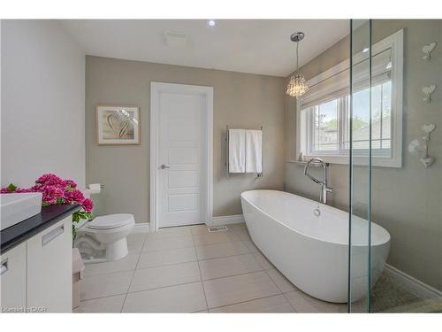 289 Wesley Boulevard, Cambridge, ON - Indoor Photo Showing Bathroom