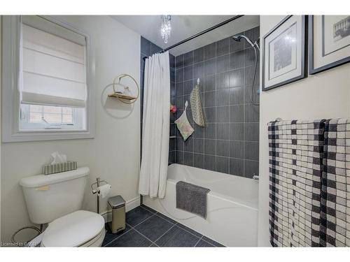 289 Wesley Boulevard, Cambridge, ON - Indoor Photo Showing Bathroom