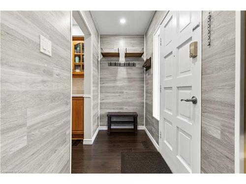 50 Gledhill Crescent, Hamilton, ON - Indoor Photo Showing Other Room