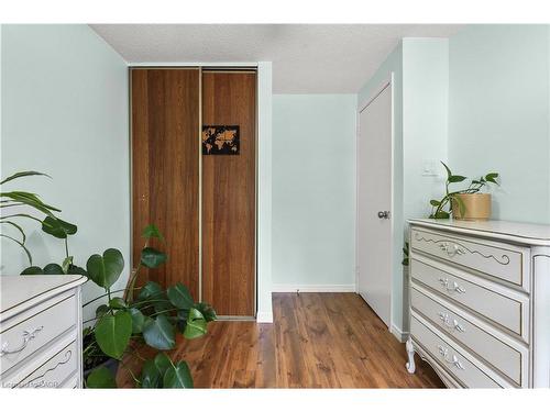 50 Gledhill Crescent, Hamilton, ON - Indoor