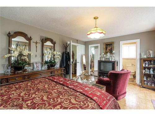 2545 Pollard Drive, Mississauga, ON - Indoor