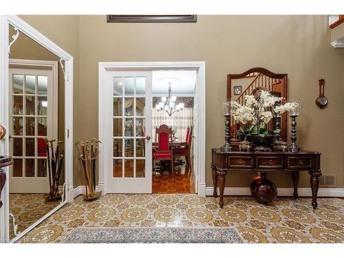 2545 Pollard Drive, Mississauga, ON - Indoor Photo Showing Other Room