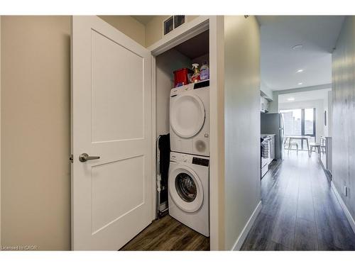 1015-15 Queen Street S, Hamilton, ON - Indoor Photo Showing Laundry Room
