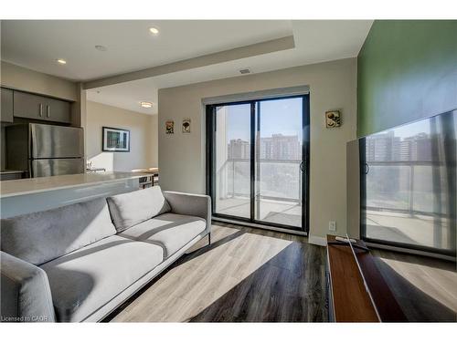 1015-15 Queen Street S, Hamilton, ON - Indoor