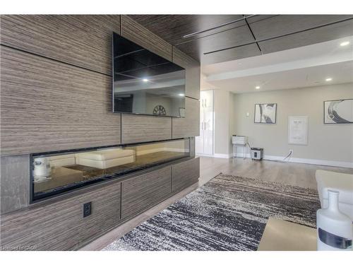 1015-15 Queen Street S, Hamilton, ON - Indoor