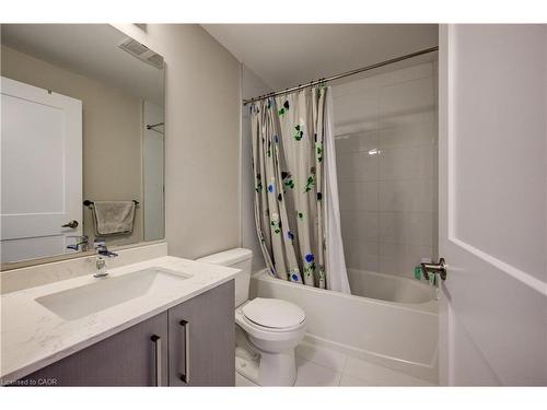 1015-15 Queen Street S, Hamilton, ON - Indoor Photo Showing Bathroom