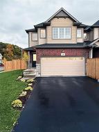 136 Winterberry Boulevard  Thorold, ON L2V 0C1