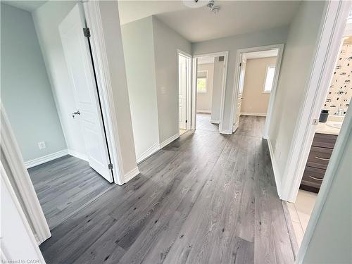 136 Winterberry Boulevard, Thorold, ON - Indoor Photo Showing Other Room